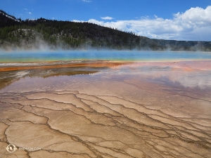 W trzecim z kolei parku narodowym, Yellowstone, Kexin Li zrobiła Grand Prismatic Spring takie oto zdjęcie.