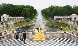 Nic dziwnego, że pałac Peterhof jest często nazywany 