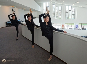 Po drugiej stronie kuli ziemskiej Shen Yun po raz pierwszy przybyło do Essen w Niemczech! Czujemy się tu bardzo mile widziani – wszystkie występy są wyprzedane! (Kexin Li)
